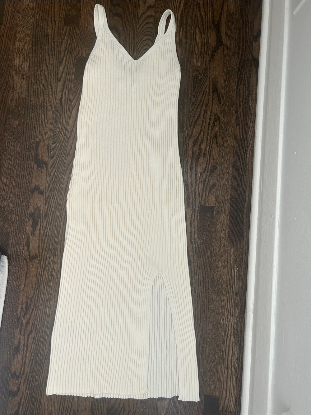 Abercrombie & Fitch Ribbed V-Neck Cream Maxi Slip Dress with Side Slit